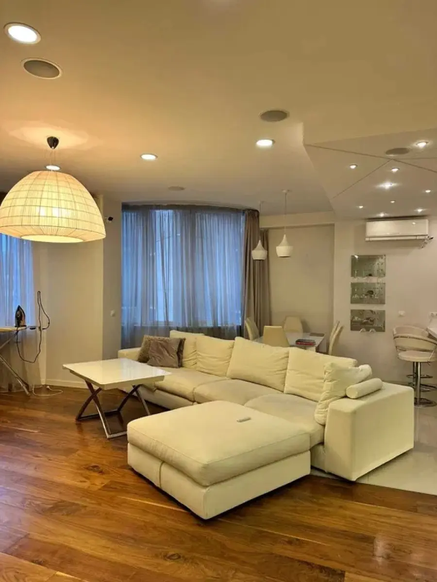 Фото Selling a 3-room apartment, 127 sq.m., Vasylia Tiutiunnyka Street (Anri Barbiusa Street) 37/1 Kyiv, price: 335000 $, code 8510