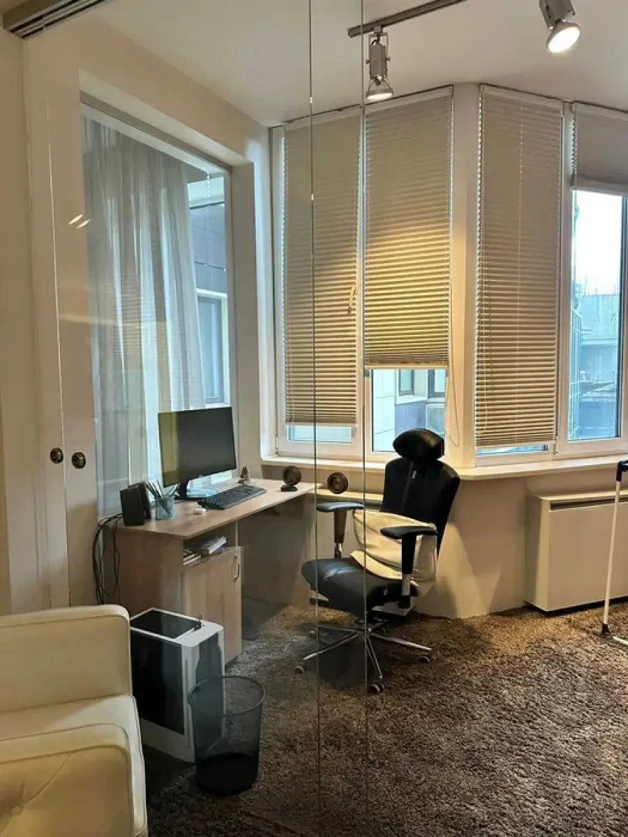 Фото Selling a 3-room apartment, 127 sq.m., Vasylia Tiutiunnyka Street (Anri Barbiusa Street) 37/1 Kyiv, price: 335000 $, code 8510