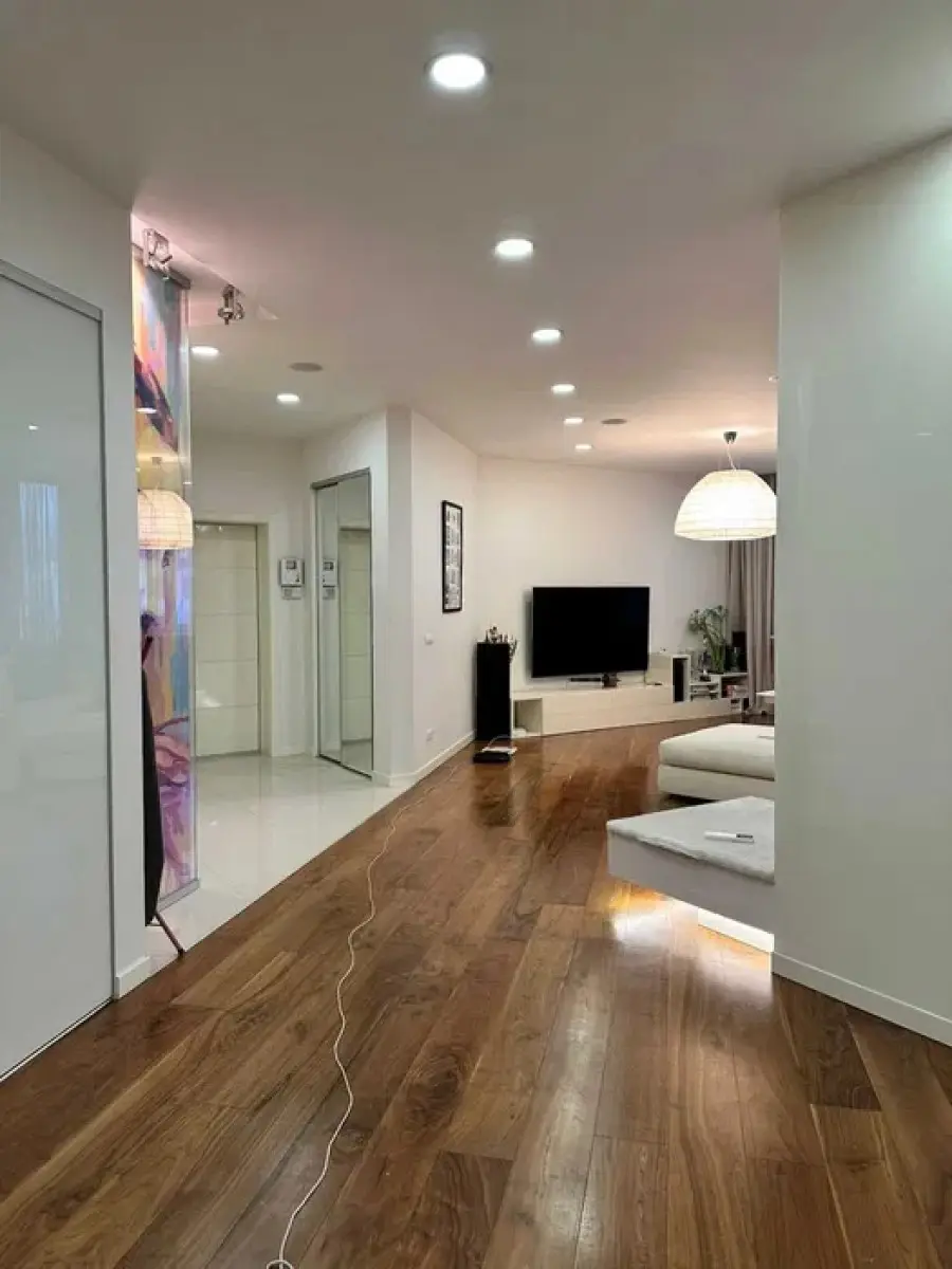 Фото Selling a 3-room apartment, 127 sq.m., Vasylia Tiutiunnyka Street (Anri Barbiusa Street) 37/1 Kyiv, price: 335000 $, code 8510