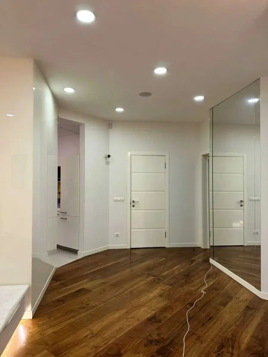 Фото Selling a 3-room apartment, 127 sq.m., Vasylia Tiutiunnyka Street (Anri Barbiusa Street) 37/1 Kyiv, price: 335000 $, code 8510
