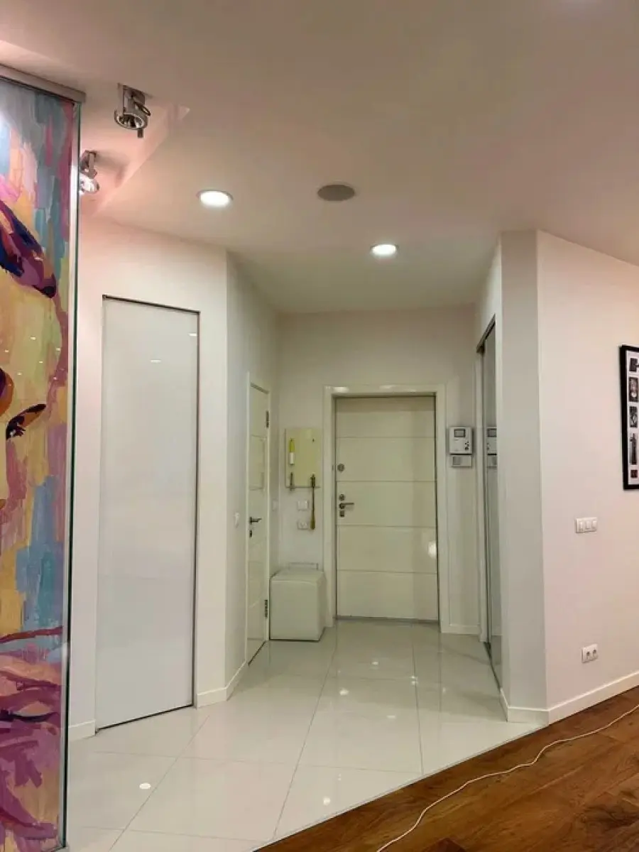 Фото Selling a 3-room apartment, 127 sq.m., Vasylia Tiutiunnyka Street (Anri Barbiusa Street) 37/1 Kyiv, price: 335000 $, code 8510