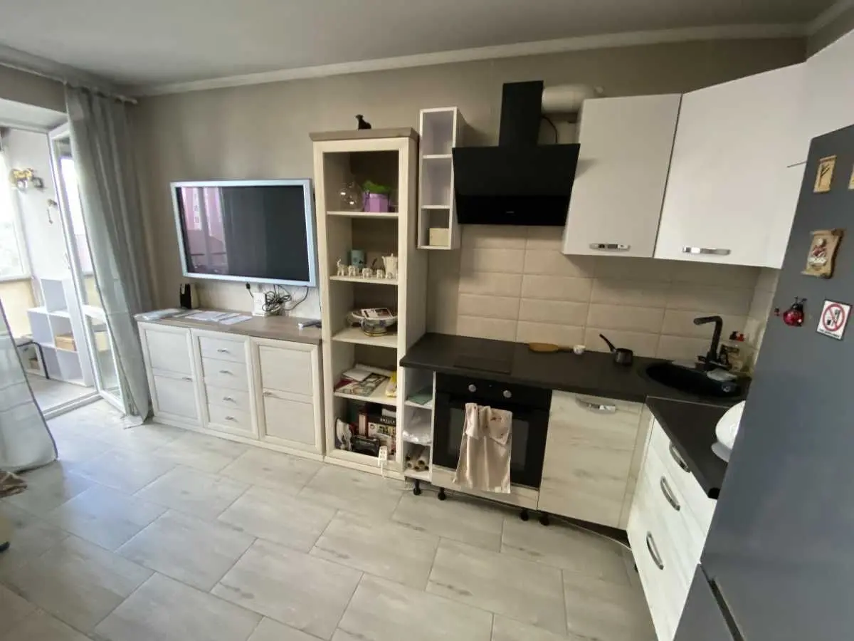 Фото Продаю 1 кімнатну квартиру, 26 кв. м, Свято-Покровська вул.  Гостомель, ціна: 37000 USD, код 8520