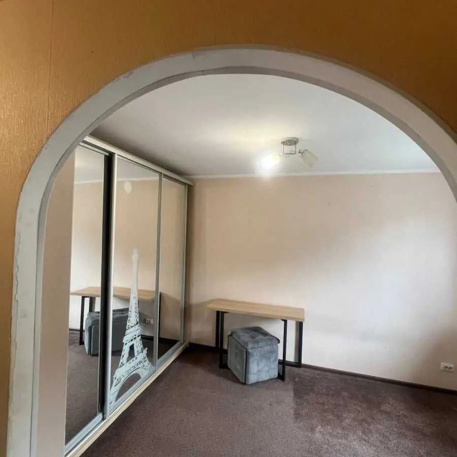 Фото Selling a 1-room apartment, 100 sq.m., Parkova street  Voronkiv, price: 16900 USD, code 8521
