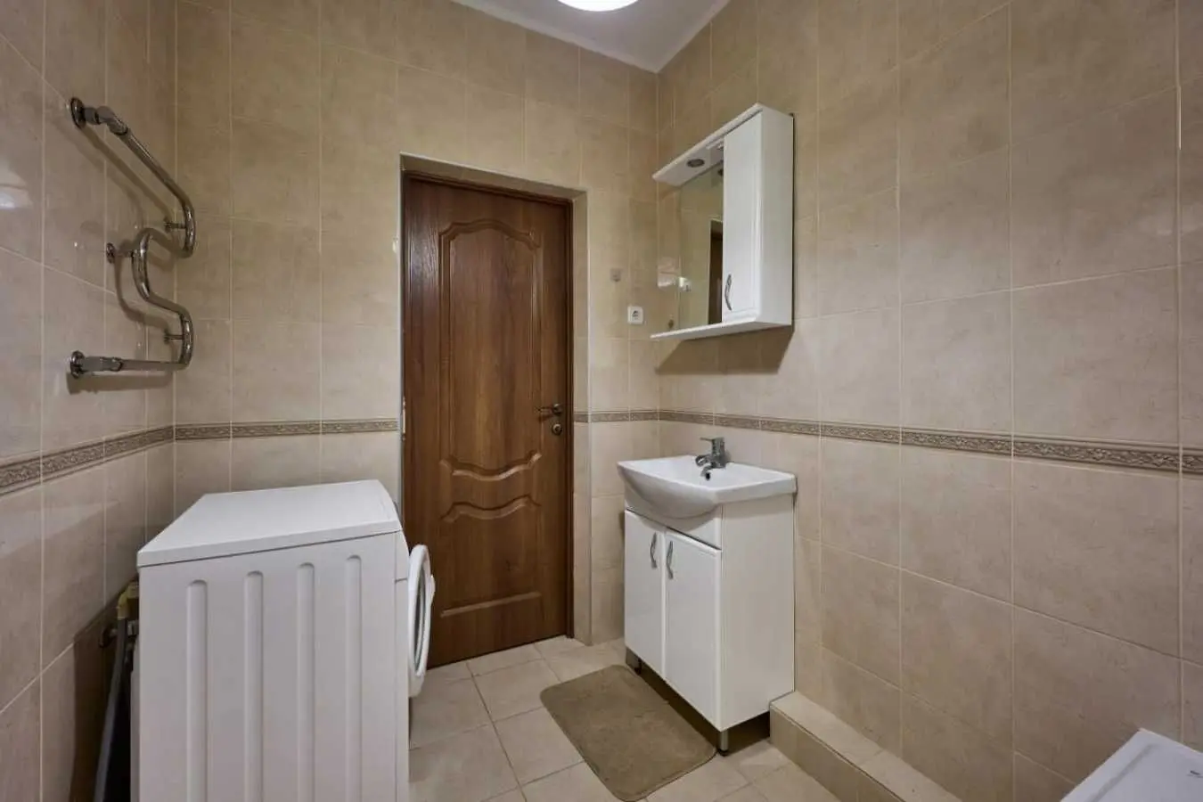 Фото Продаю 2 кімнатну квартиру, 78 кв. м, Уляни Кравченко вул. (Цеткін)  Львів, ціна: 125000 USD, код 8527