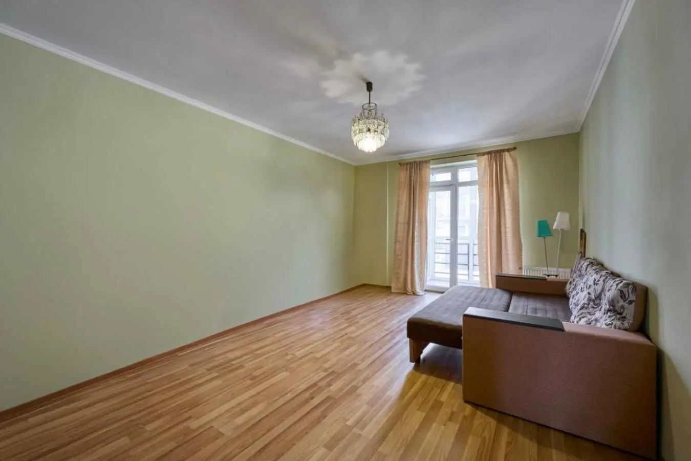 Фото Продаю 2 кімнатну квартиру, 78 кв. м, Уляни Кравченко вул. (Цеткін)  Львів, ціна: 125000 USD, код 8527