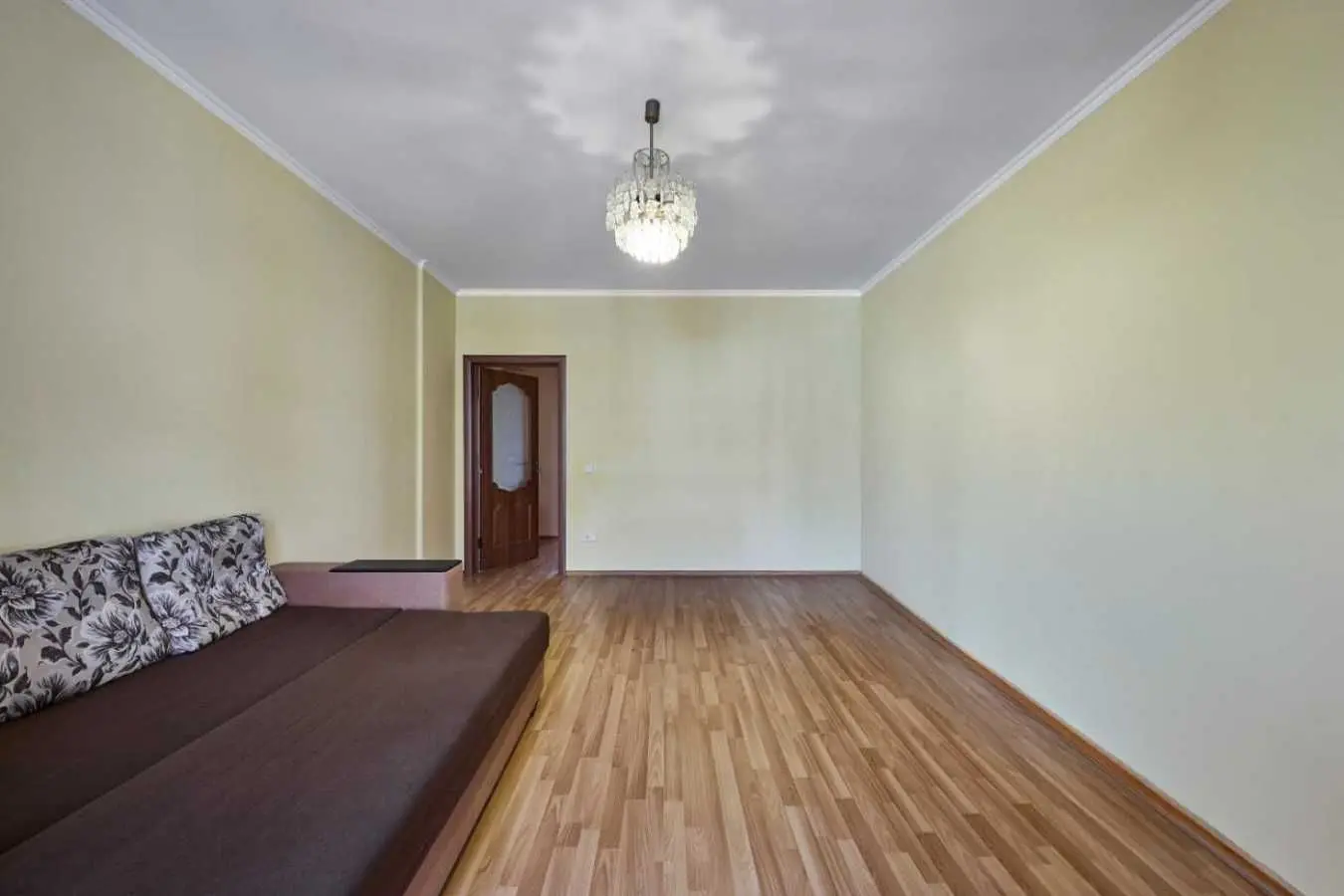 Фото Продаю 2 кімнатну квартиру, 78 кв. м, Уляни Кравченко вул. (Цеткін)  Львів, ціна: 125000 USD, код 8527