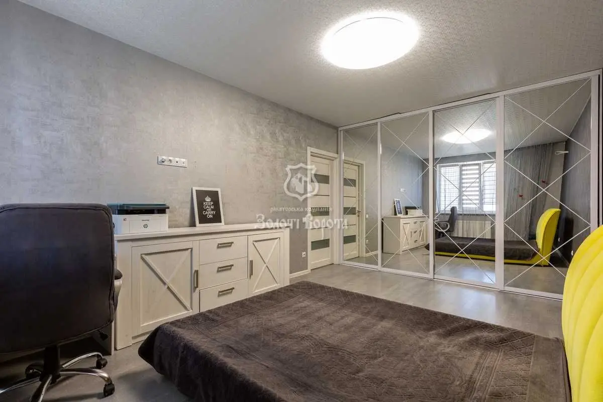Фото Продаю 2 кімнатну квартиру, 60.7 кв. м, Боголюбова вул. 41 Софіївська Борщагівка, ціна: 86000 USD, код 8531