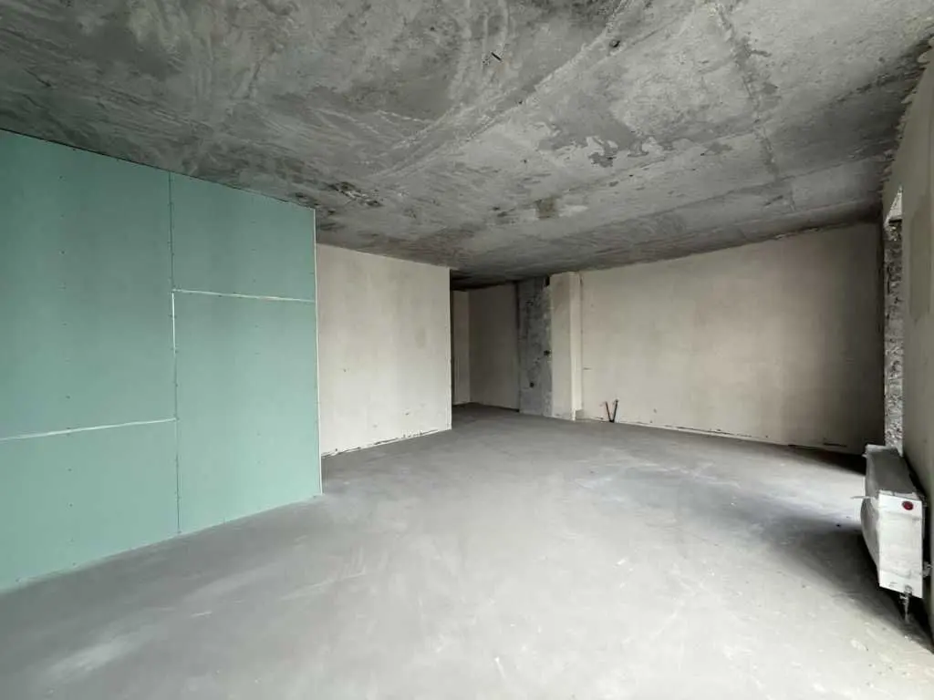 Фото Selling a 2-room apartment, 82.9 sq.m., Andriia Verkhohliada Street (Mykhaila Drahomyrova Street)  Kyiv, price: 254000 USD, code 8537