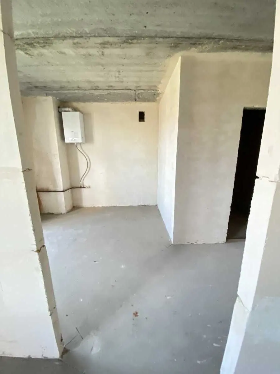 Фото Продаю 1 кімнатну квартиру, 41.3 кв. м, Свято-Покровська вул.  Гостомель, ціна: 41000 USD, код 8542