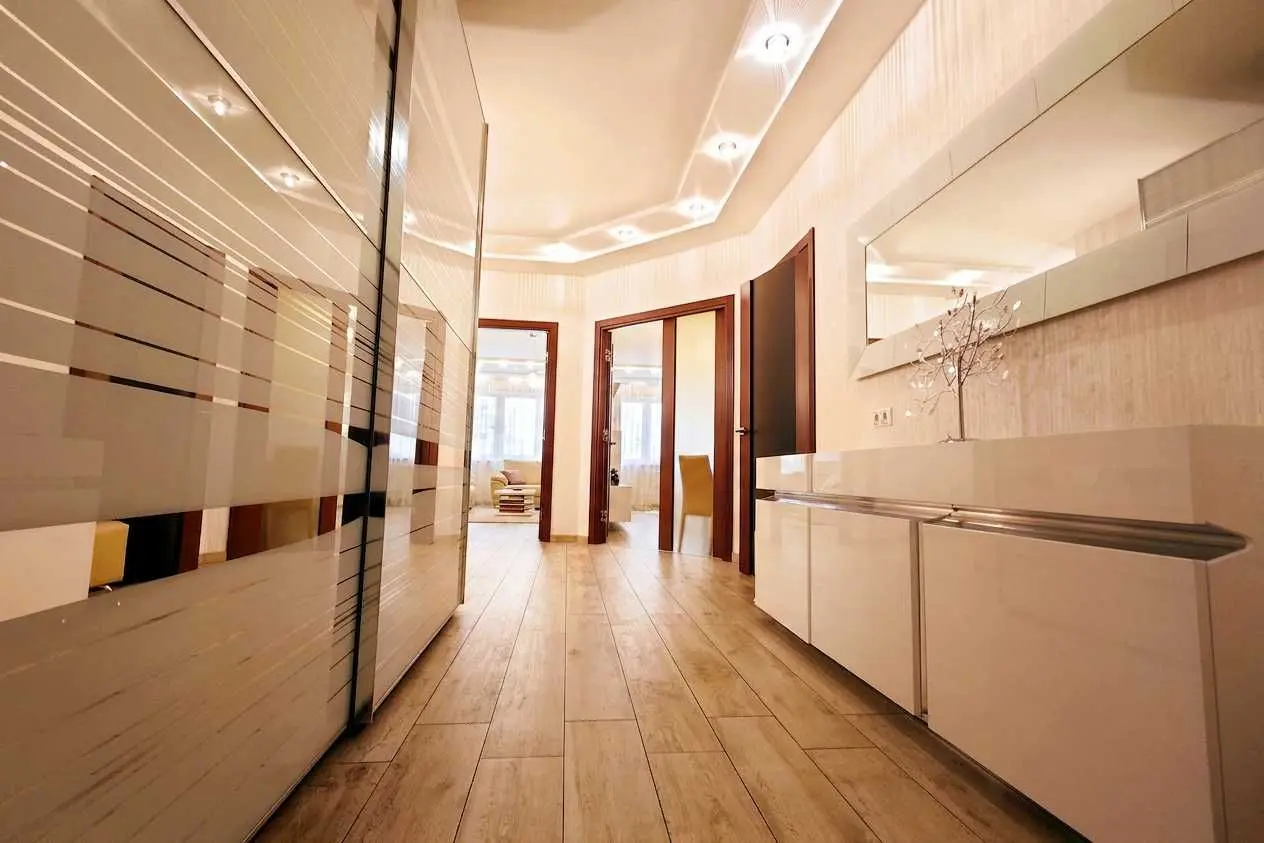 Фото Rent a 3-room apartment, 10а Dnipro for long-term rent, price: 1500 USD, code 8544
