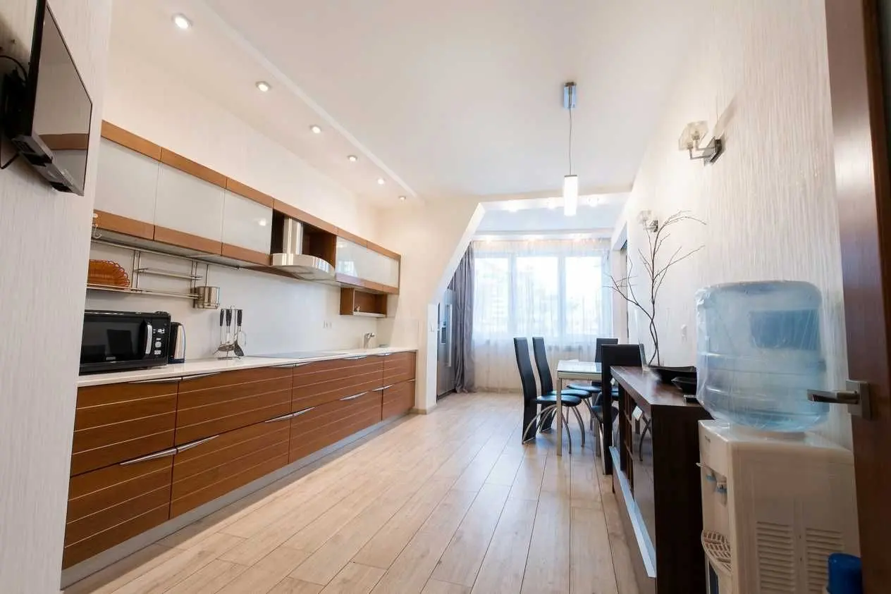 Фото Rent a 3-room apartment, 10а Dnipro for long-term rent, price: 1500 USD, code 8544