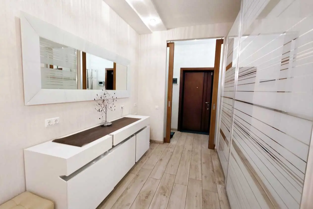 Фото Rent a 3-room apartment, 10а Dnipro for long-term rent, price: 1500 USD, code 8544