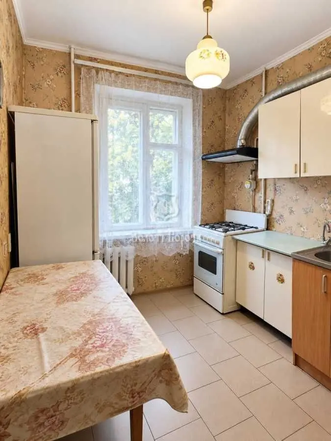 Фото Продаю 2 кімнатну квартиру, 53.2 кв. м, Зодчих вул. 4 Київ, ціна: 56000 USD, код 8547