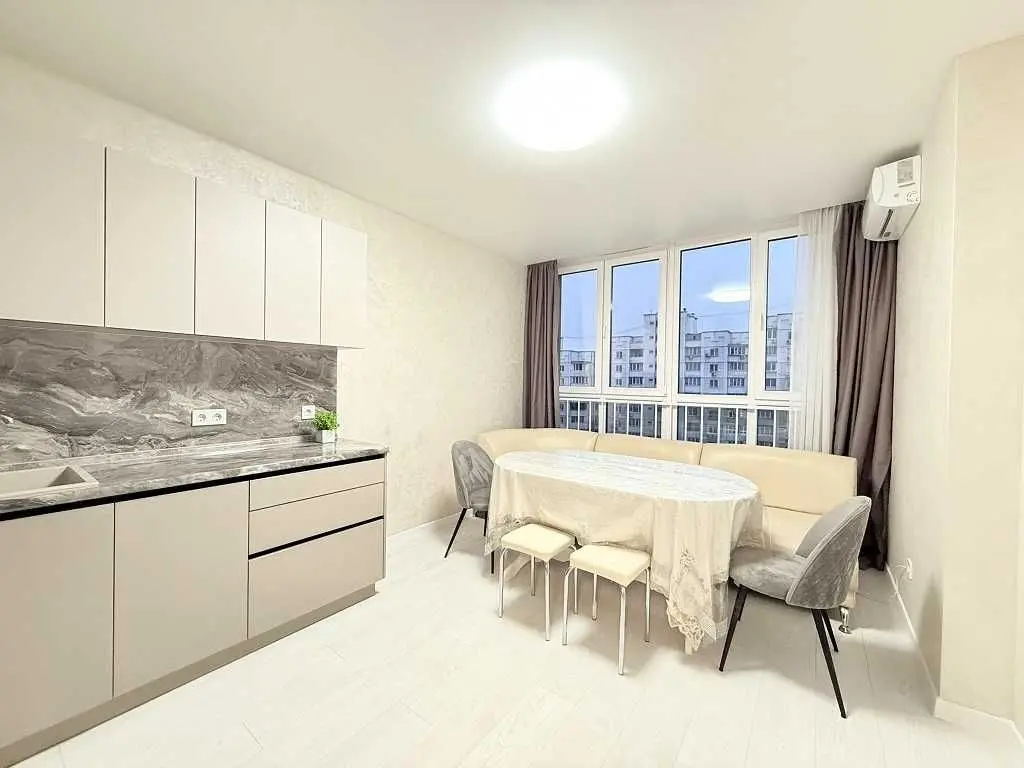Фото Rent a 1-room apartment, Tyraspolska Street 54 Kyiv for long-term rent, price: 20000 UAH, code 8548