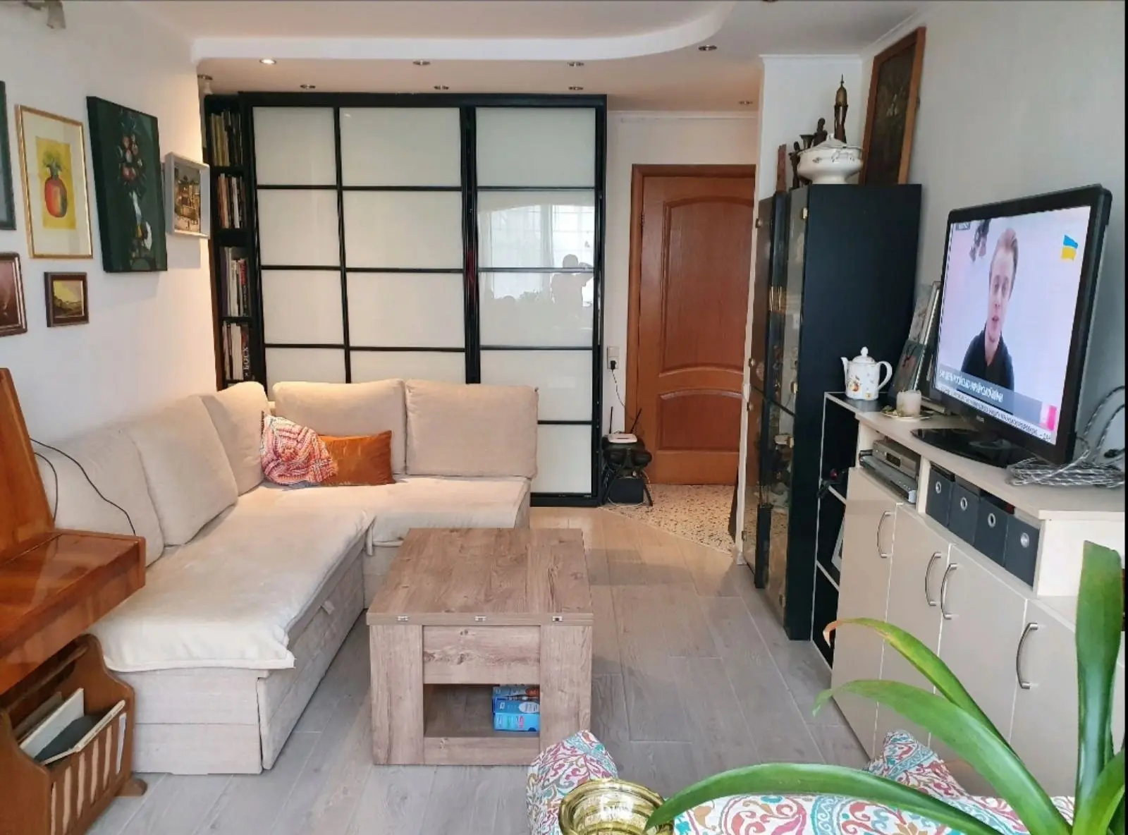 Фото Selling a 2-room apartment, 44 sq.m., Panteleimona Kulisha Street (Cheliabinska Street) 15 Kyiv, price: 72000 $, code 8549