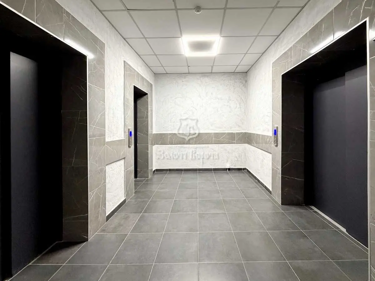 Фото Продаю 1-комнатную квартиру, 39 кв. м, Андрія Верхогляда ул. (Михаила Драгомирова) 14а Киев, цена: 94000 USD, код 8552