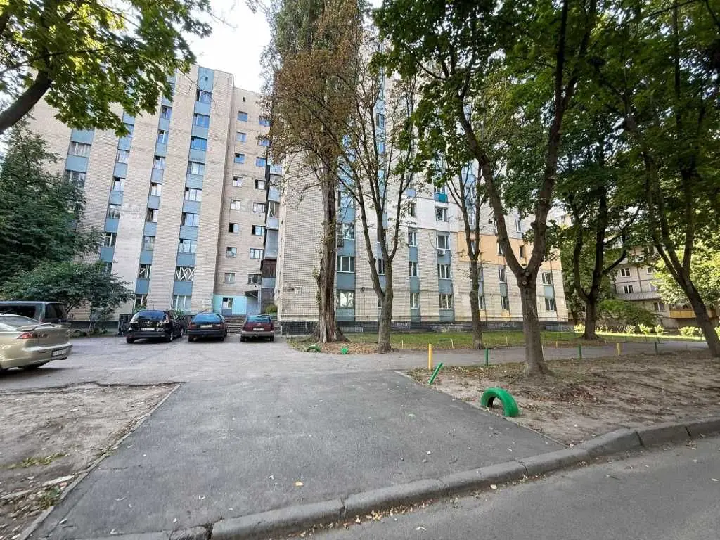 Фото Продаю 1 кімнатну квартиру, 34 кв. м, Світлицького вул.  Київ, ціна: 30000 USD, код 8553