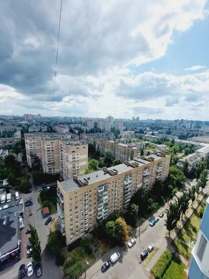 Фото Зняти 1 кімнатну квартиру, Краківська вул.  Київ в довгострокову оренду, ціна: 15500 UAH, код 8554