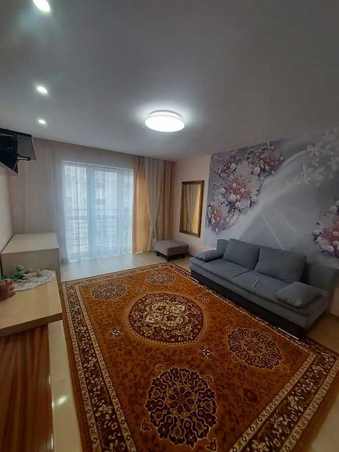 Фото Зняти 3 кімнатну квартиру, Метрологічна вул.  Київ в довгострокову оренду, ціна: 27000 UAH, код 8555