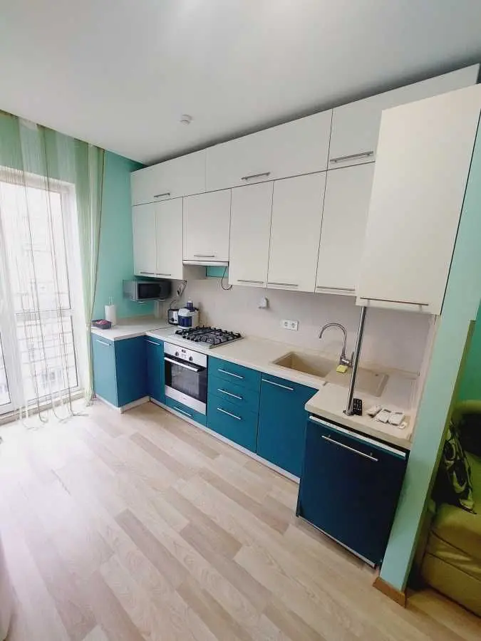 Фото Зняти 3 кімнатну квартиру, Метрологічна вул.  Київ в довгострокову оренду, ціна: 27000 UAH, код 8555