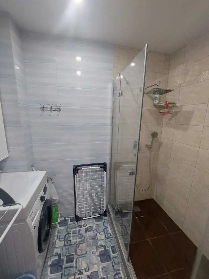 Фото Зняти 3 кімнатну квартиру, Метрологічна вул.  Київ в довгострокову оренду, ціна: 27000 UAH, код 8555