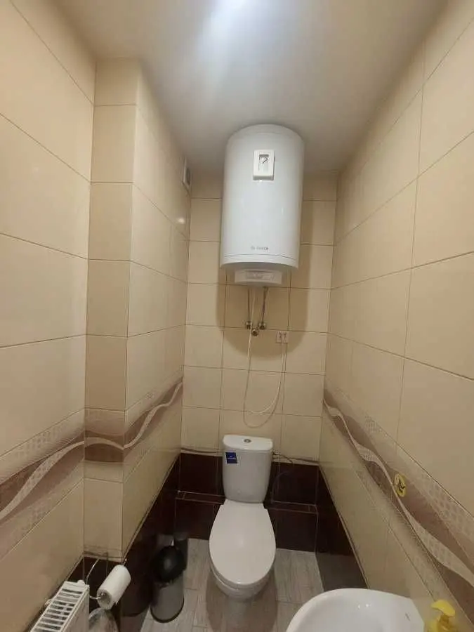 Фото Зняти 3 кімнатну квартиру, Метрологічна вул.  Київ в довгострокову оренду, ціна: 27000 UAH, код 8555