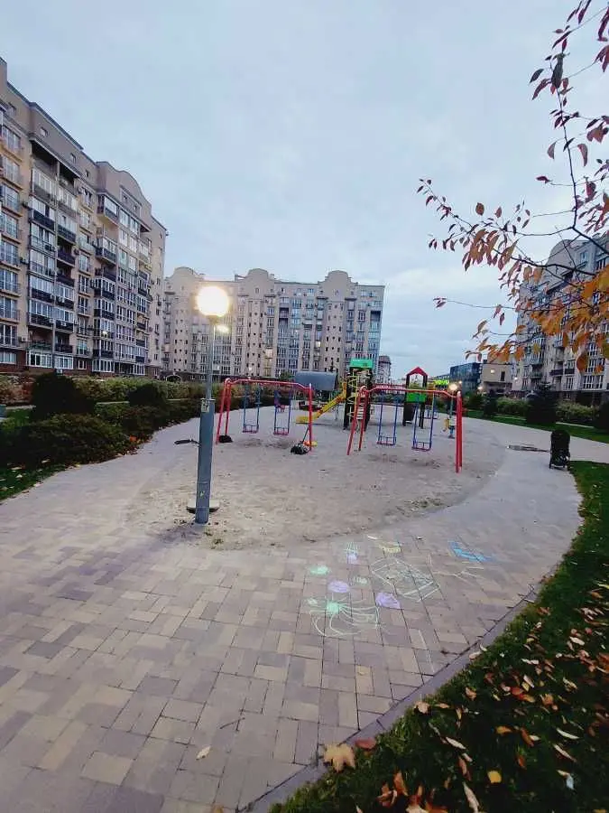 Фото Зняти 3 кімнатну квартиру, Метрологічна вул.  Київ в довгострокову оренду, ціна: 27000 UAH, код 8555
