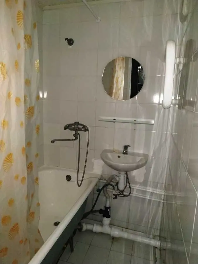 Фото Зняти 1 кімнатну квартиру, Березняківська вул. 16 Київ в довгострокову оренду, ціна: 10000 UAH, код 8561