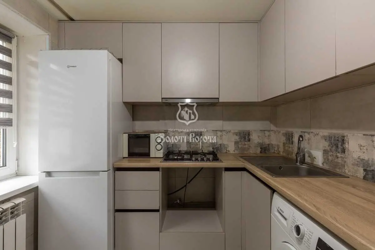 Фото Selling a 2-room apartment, 46.6 sq.m., Ivana Vyhovskoho street (Marshala Hrechka Street) 24в Kyiv, price: 75000 USD, code 8562