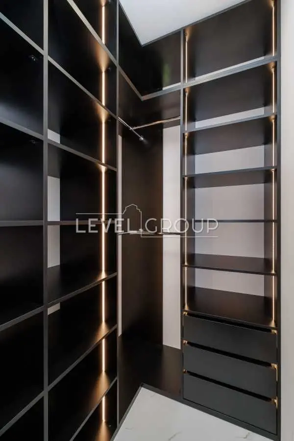 Фото Selling a 1-room apartment, 60.8 sq.m., Mykoly Pymonenka Street 19 Kyiv, price: 215000 USD, code 8564