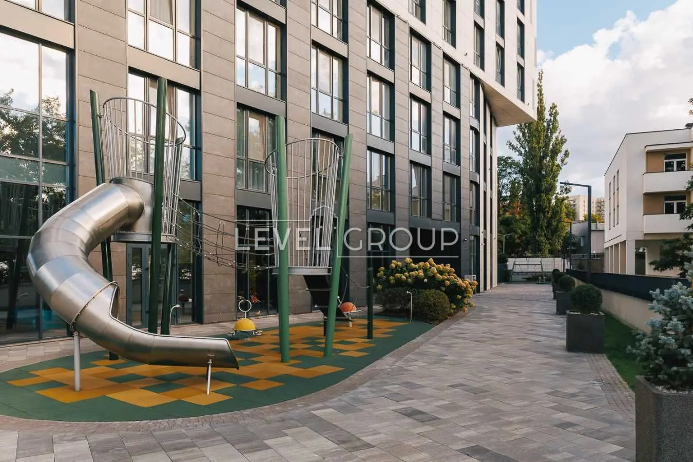Фото Selling a 1-room apartment, 60.8 sq.m., Mykoly Pymonenka Street 19 Kyiv, price: 215000 USD, code 8564