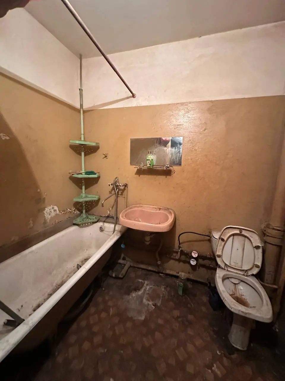 Фото Selling a 1-room apartment, 32 sq.m., Chervonoyi Kalyny avenue (Volodymyra Maiakovskoho Avenue) 60/10 Kyiv, price: 30000 UAH, code 8568