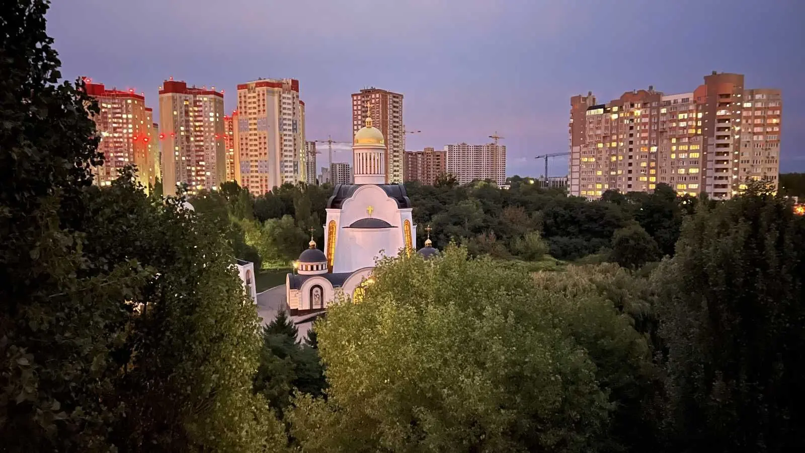 Фото Зняти 1 кімнатну квартиру, Маршала Рокосовського просп. 2 Київ в довгострокову оренду, ціна: 15000 UAH, код 8577