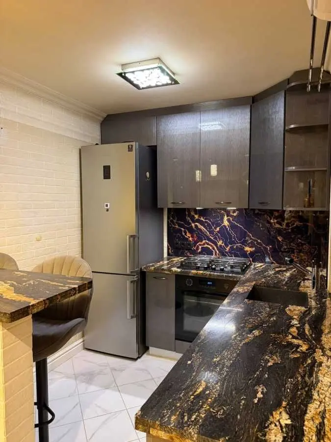 Фото Продаю офис, 45 кв. м, Деревлянская ул. (Якира)  Киев, цена: 70000 USD, код 8579