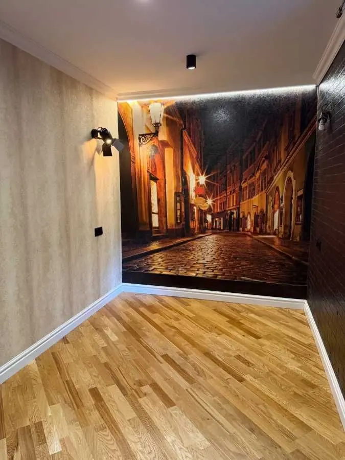 Фото Продаю офис, 45 кв. м, Деревлянская ул. (Якира)  Киев, цена: 70000 USD, код 8579