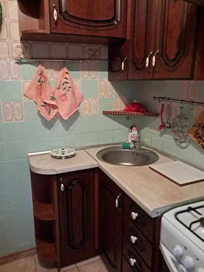 Фото Зняти 1 кімнатну квартиру, Райдужна вул. 13в Київ в довгострокову оренду, ціна: 8800 UAH, код 8581