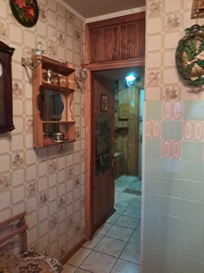 Фото Зняти 1 кімнатну квартиру, Райдужна вул. 13в Київ в довгострокову оренду, ціна: 8800 UAH, код 8581