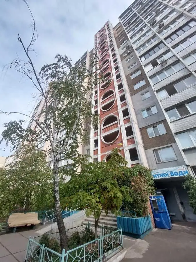 Фото Зняти 3 кімнатну квартиру, Архітектора Вербицького вул. 10 Київ в довгострокову оренду, ціна: 12500 UAH, код 8582