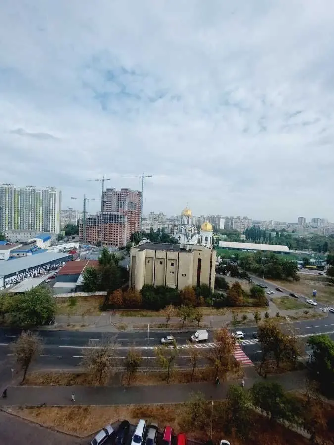 Фото Зняти 3 кімнатну квартиру, Архітектора Вербицького вул. 10 Київ в довгострокову оренду, ціна: 12500 UAH, код 8582