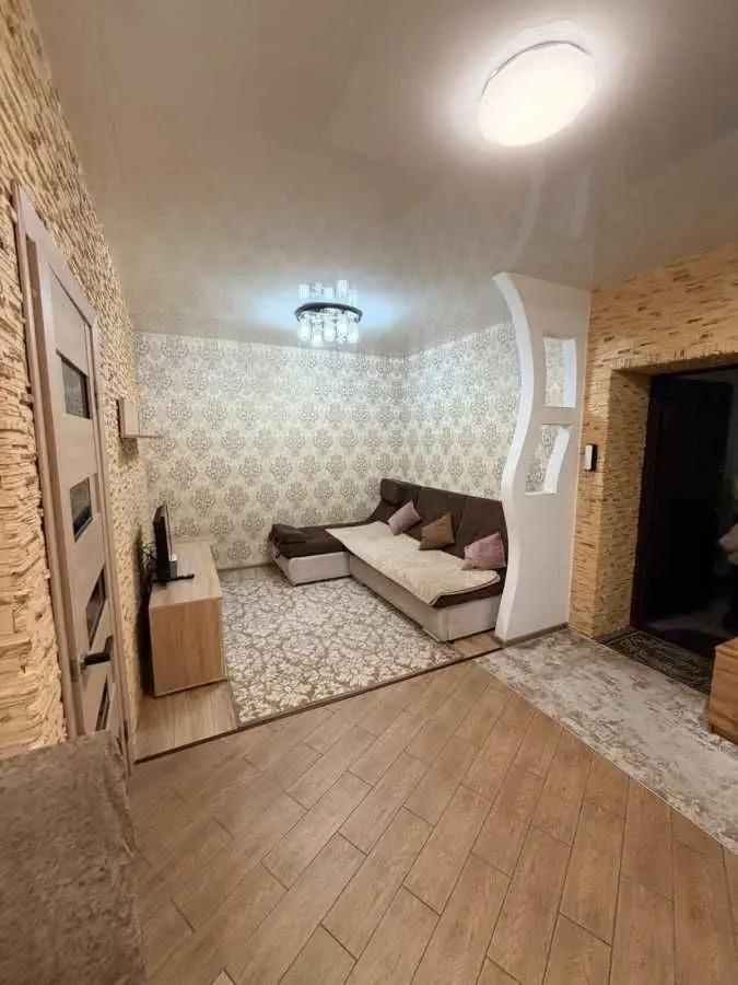 Фото Зняти 1 кімнатну квартиру, Олександра Довженка вул.  Івано-Франківськ в довгострокову оренду, ціна: 450 USD, код 8584