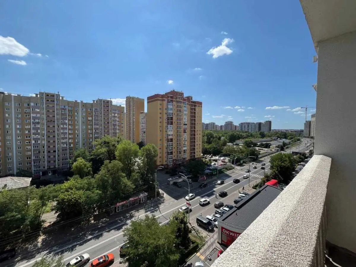 Фото Selling a 1-room apartment, 68 sq.m., Mykhaila Maksymovycha Street (Onufriia Trutenka Street) 28 Kyiv, price: 116500 USD, code 8585