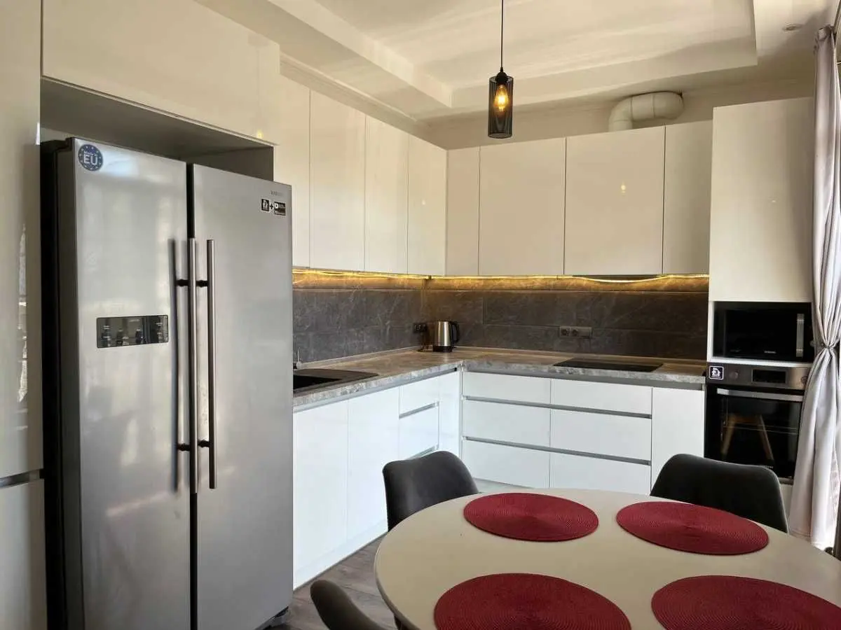 Фото Selling a 1-room apartment, 68 sq.m., Mykhaila Maksymovycha Street (Onufriia Trutenka Street) 28 Kyiv, price: 116500 USD, code 8585