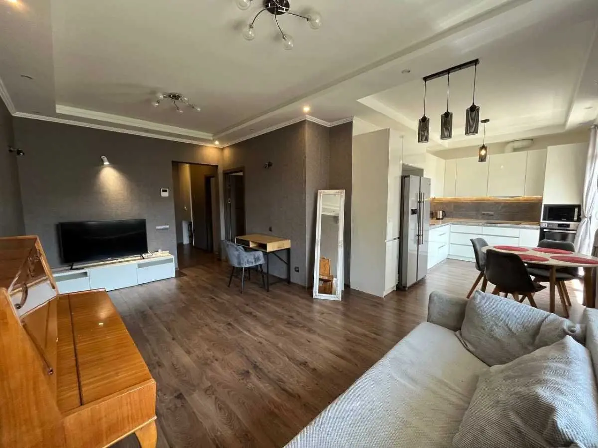Фото Selling a 1-room apartment, 68 sq.m., Mykhaila Maksymovycha Street (Onufriia Trutenka Street) 28 Kyiv, price: 116500 USD, code 8585