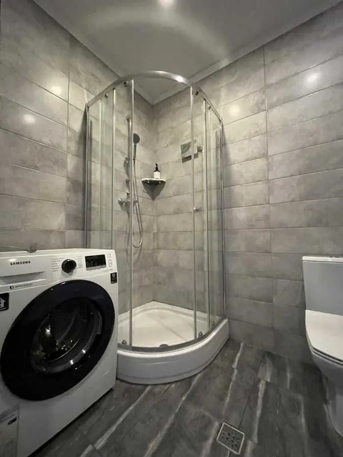 Фото Selling a 1-room apartment, 68 sq.m., Mykhaila Maksymovycha Street (Onufriia Trutenka Street) 28 Kyiv, price: 116500 USD, code 8585