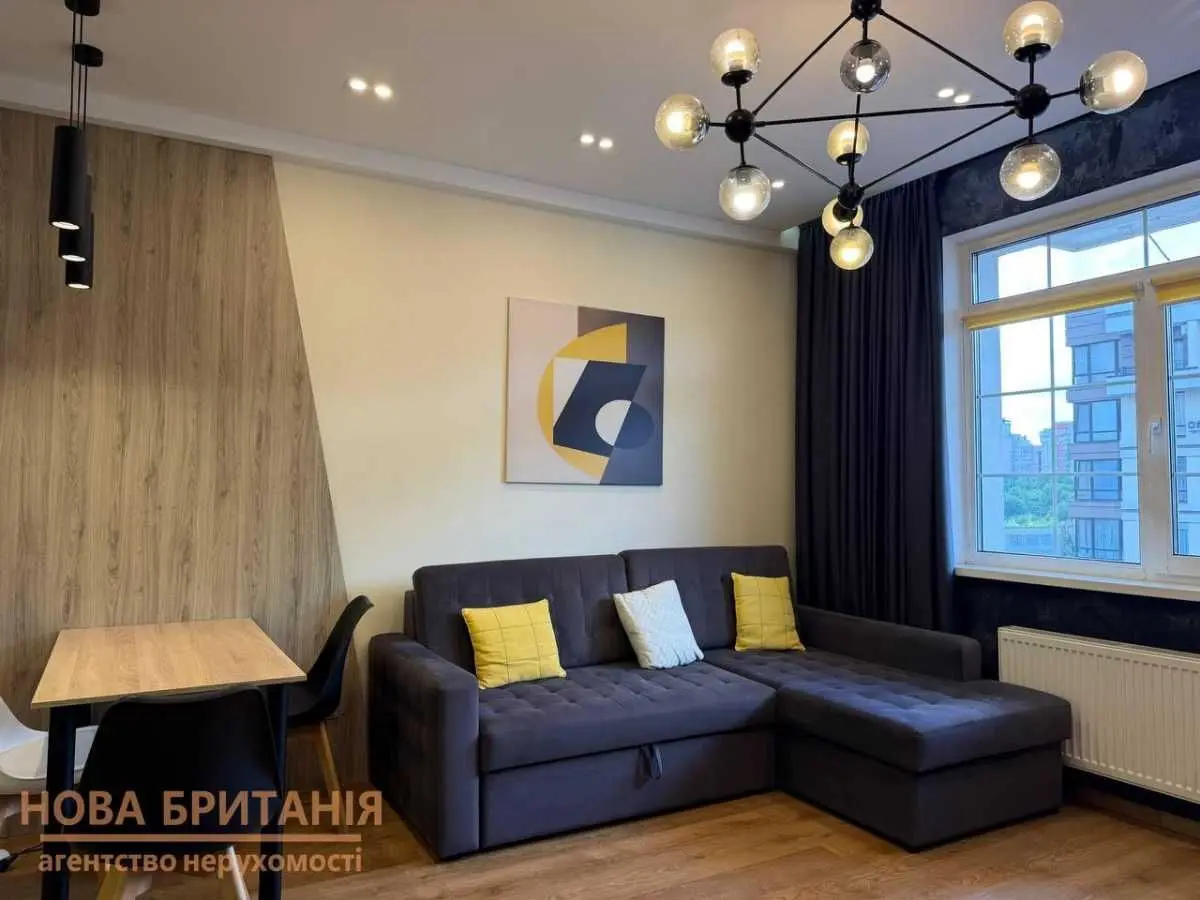 Фото Selling a 1-room apartment, 43.4 sq.m., Mykhaila Maksymovycha Street (Onufriia Trutenka Street)  Kyiv, price: 115000 USD, code 8586