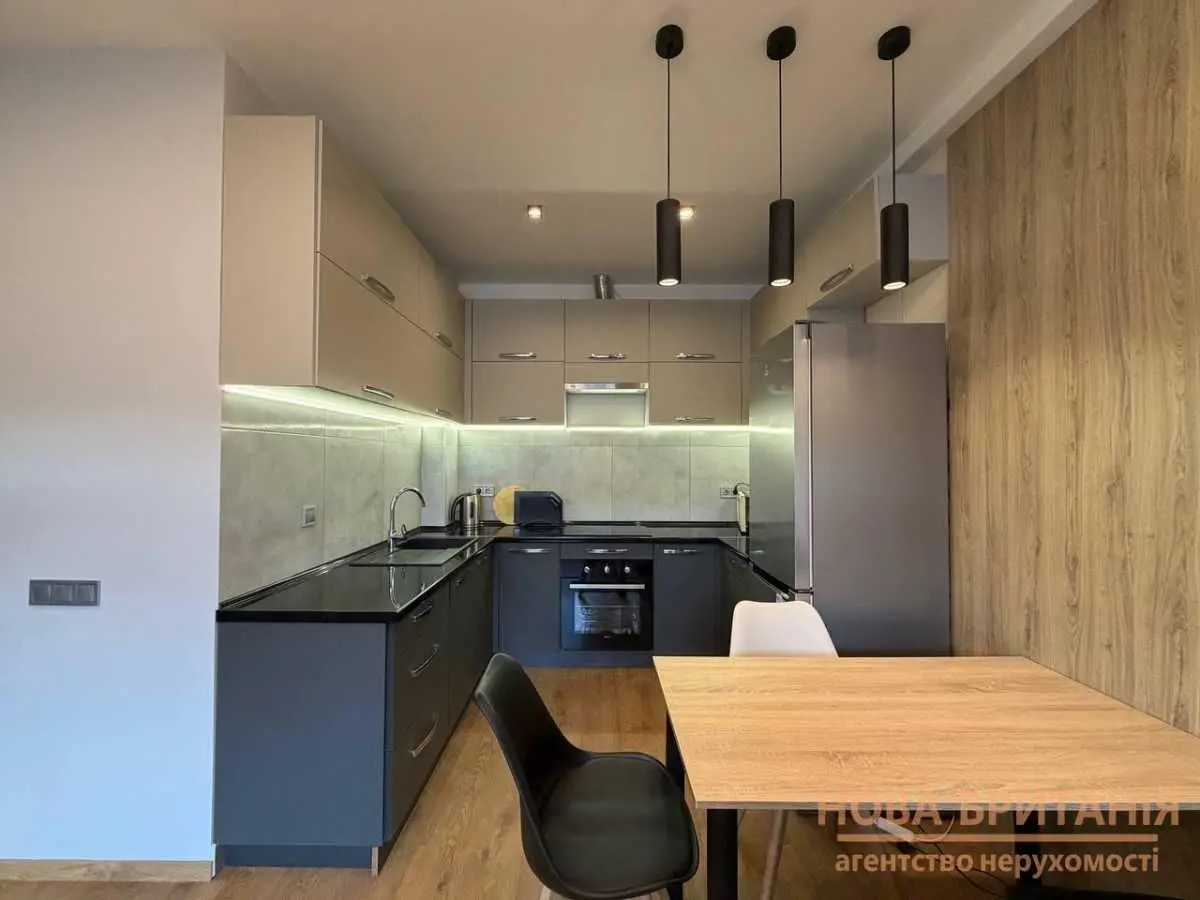 Фото Selling a 1-room apartment, 43.4 sq.m., Mykhaila Maksymovycha Street (Onufriia Trutenka Street)  Kyiv, price: 115000 USD, code 8586