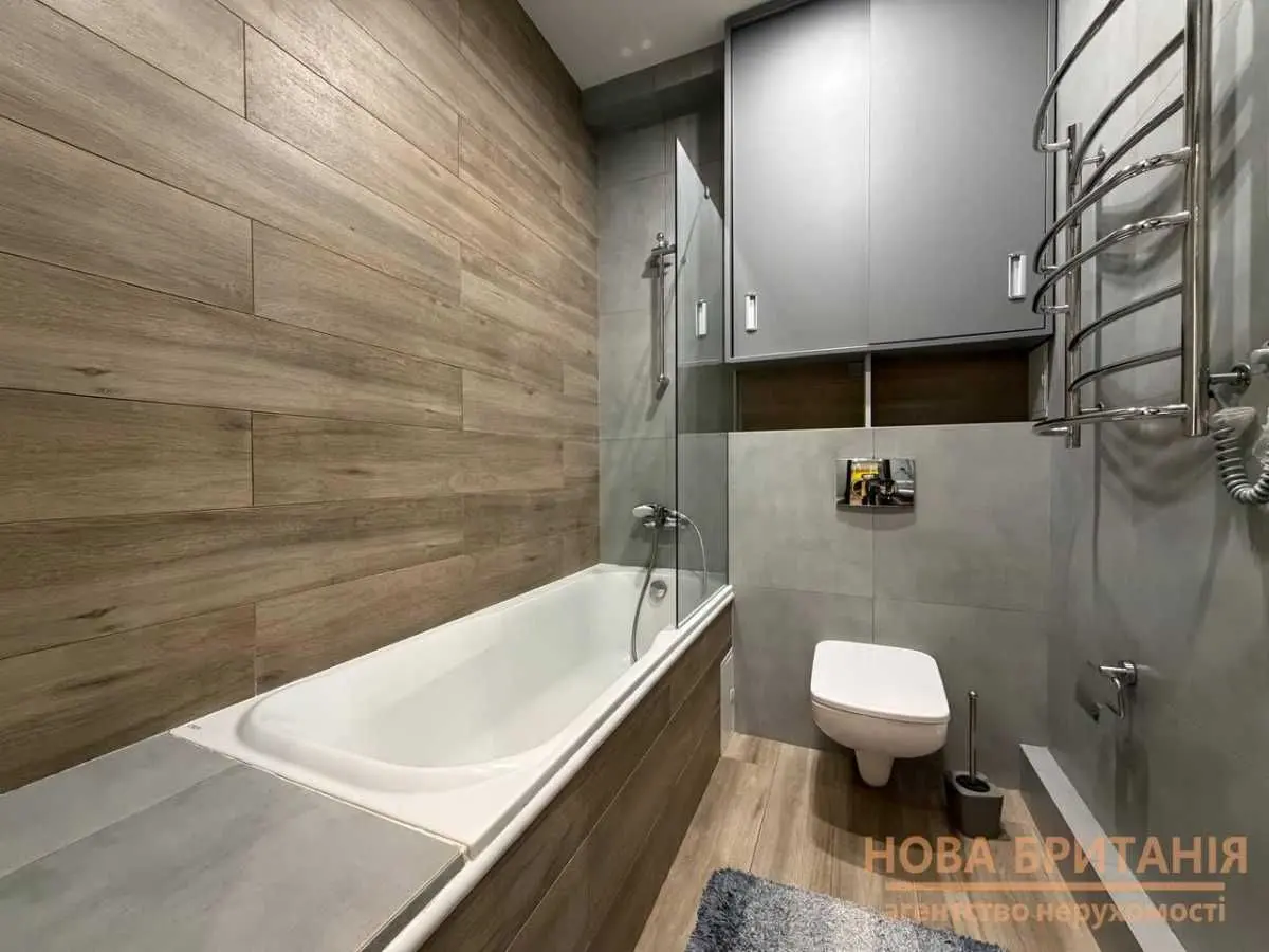 Фото Selling a 1-room apartment, 43.4 sq.m., Mykhaila Maksymovycha Street (Onufriia Trutenka Street)  Kyiv, price: 115000 USD, code 8586