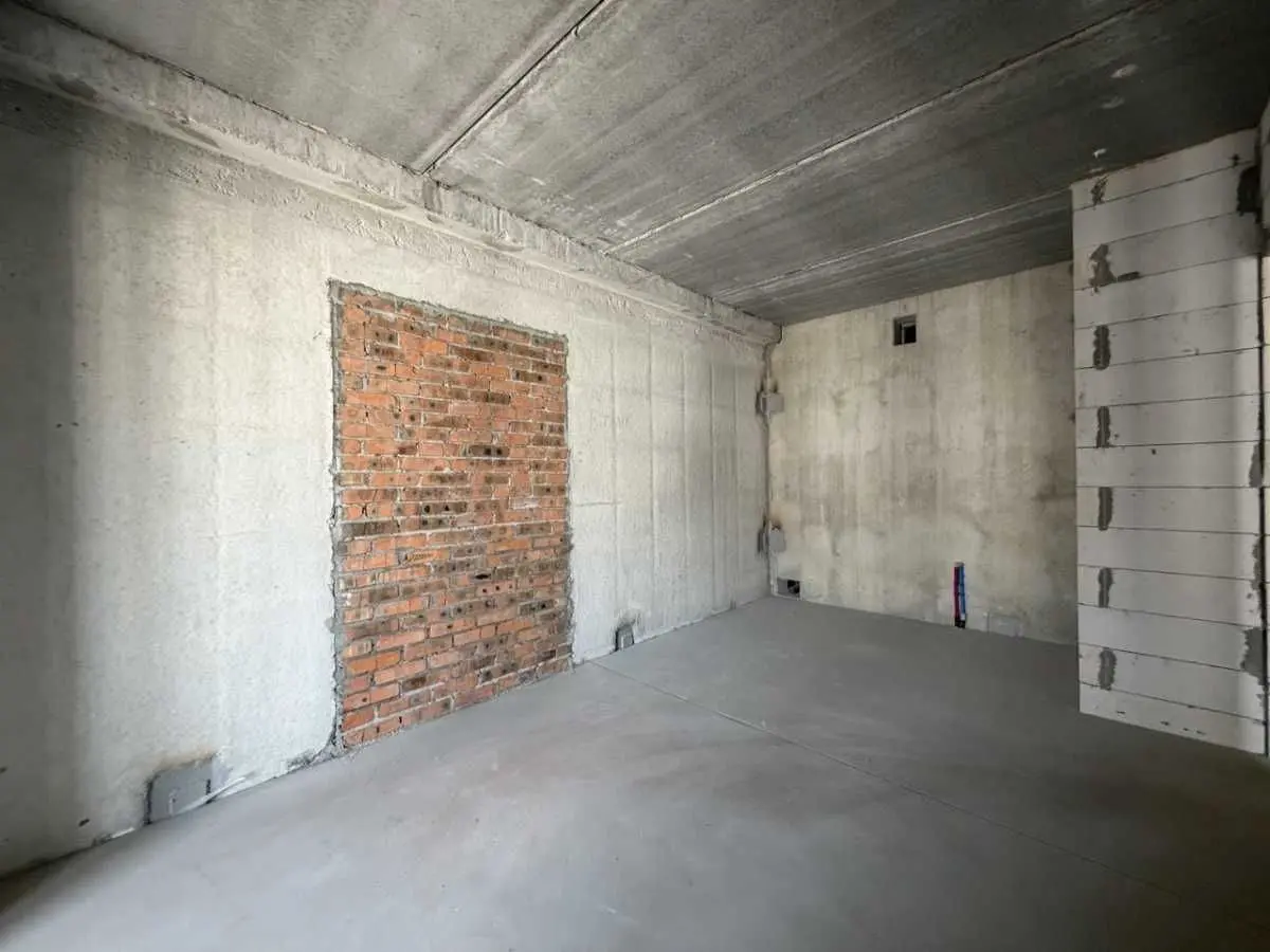 Фото Selling a 1-room apartment, 41.11 sq.m., Mykhaila Maksymovycha Street (Onufriia Trutenka Street)  Kyiv, price: 63500 USD, code 8589