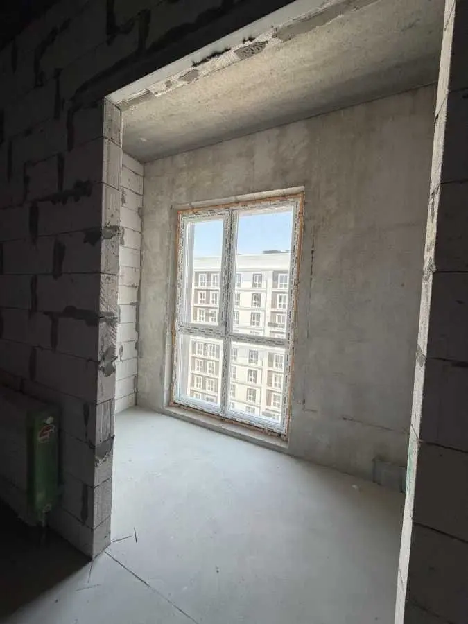 Фото Selling a 1-room apartment, 41.11 sq.m., Mykhaila Maksymovycha Street (Onufriia Trutenka Street)  Kyiv, price: 63500 USD, code 8589