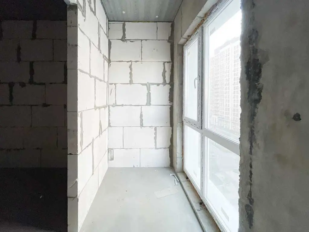 Фото Selling a 1-room apartment, 41 sq.m., Mykhaila Maksymovycha Street (Onufriia Trutenka Street)  Kyiv, price: 65000 USD, code 8591